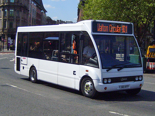 HTL Buses YJ60 KFP