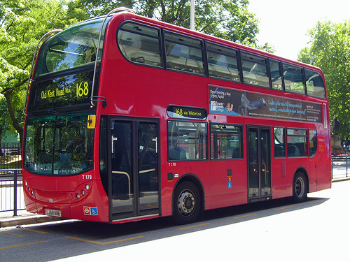 Arriva London T178 LJ60 AUE